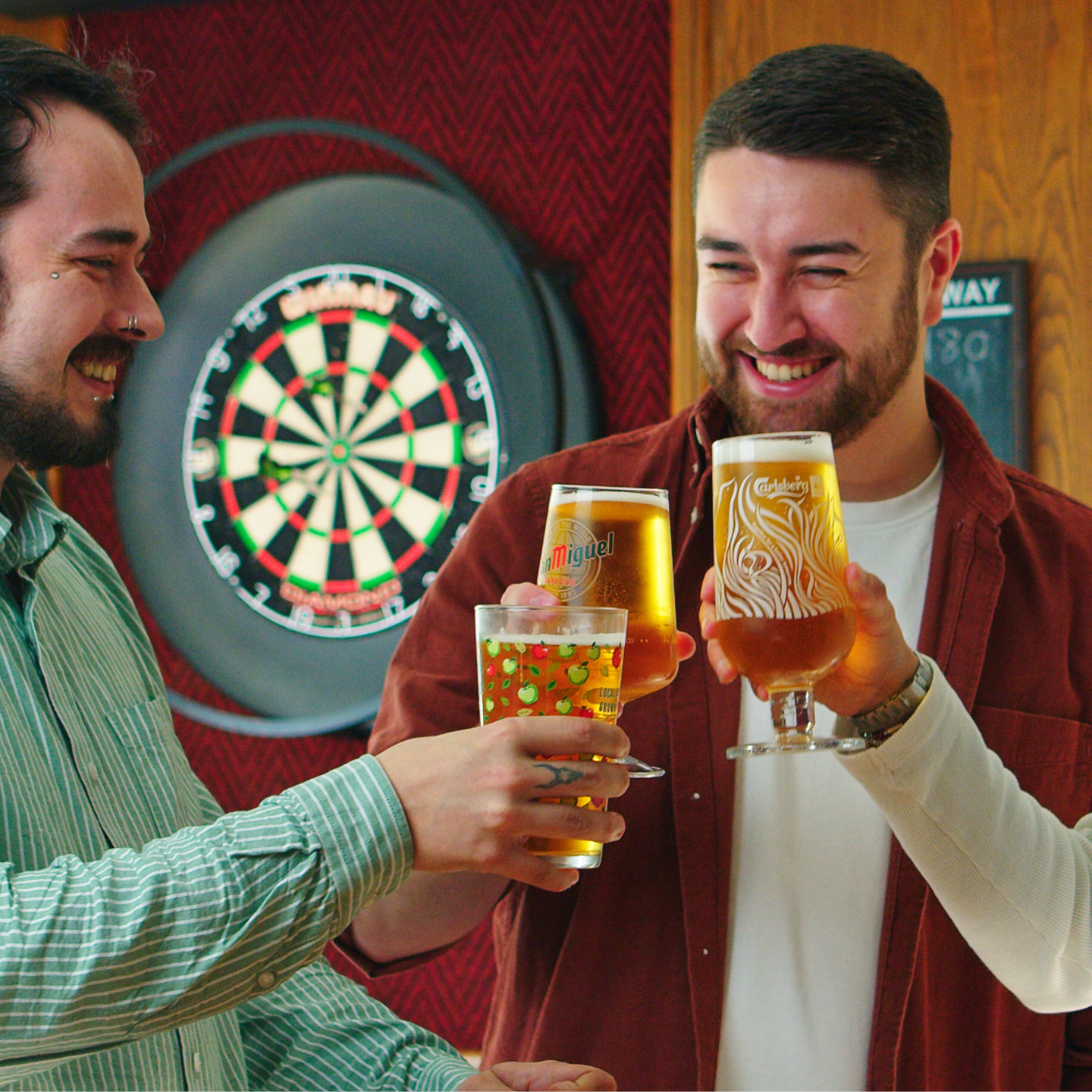 Raise a glass This Father's Day at The Crooked Billet in Hull!